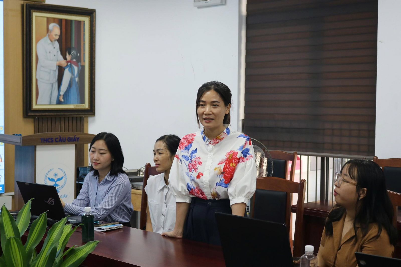 Buổi tập huấn phần mềm Mozabook - Tổ KHXH